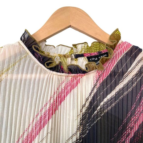 City Chic Colorful Wave Pleated Blouse Ruffled Sleeves Size 14 - Picture 9 of 13